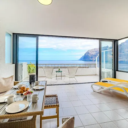 Διαμέρισμα Stunning Cliffs And Ocean View In Gigantes *