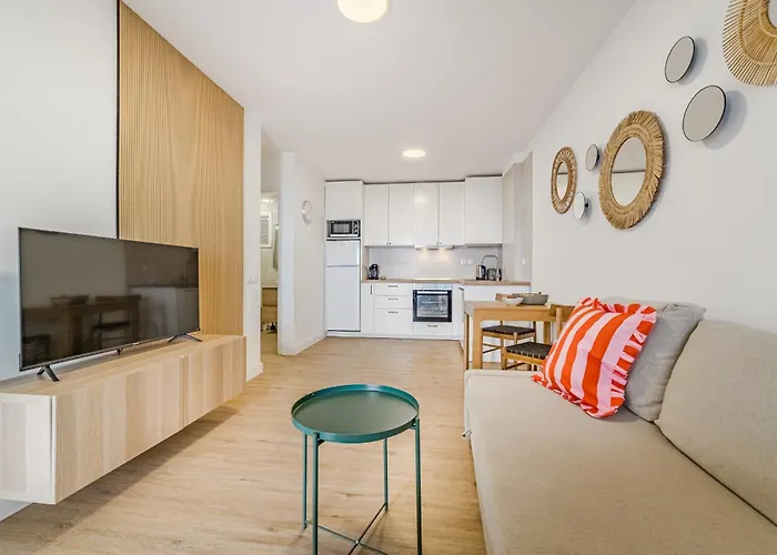 Stunning Cliffs And Ocean View In Gigantes אקנטילדו דה לוס גיגנטס