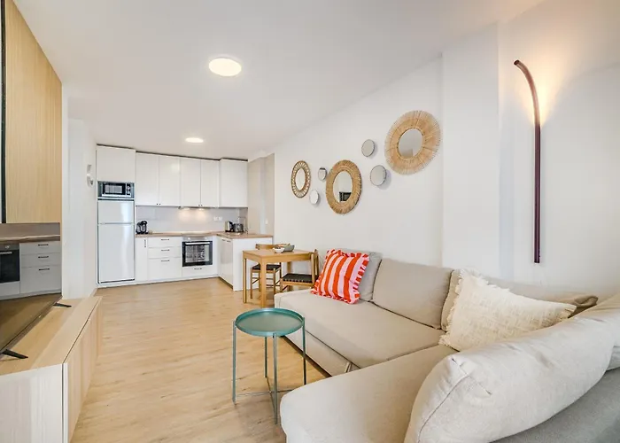 Stunning Cliffs And Ocean View In Gigantes 아파트 아칸티라도